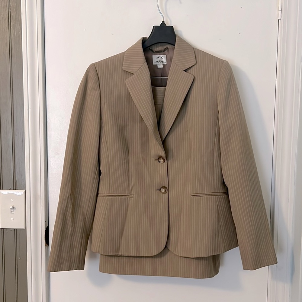 Tahari Tan w/ pinstripe skirt suit (top 6/skirt 8)
